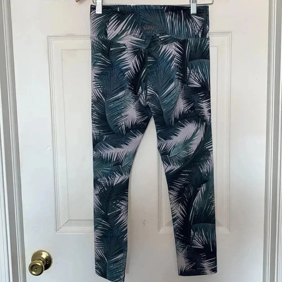L’Urv Tropical Print Leggings - Picture 5 of 8